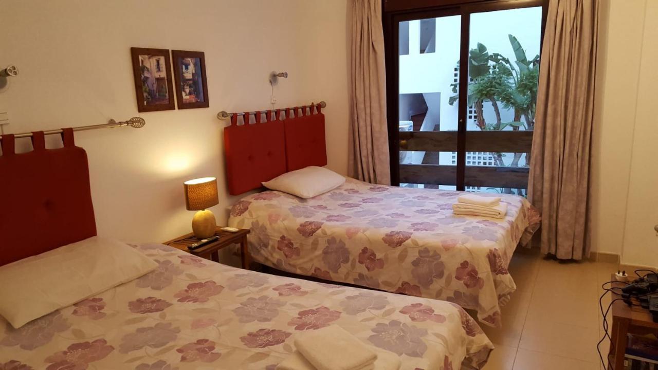 Stylish 2-bed Duplex Townhouse, Full Kitchen, Access To Three Pools, Minutes From Puerto Banus, By 